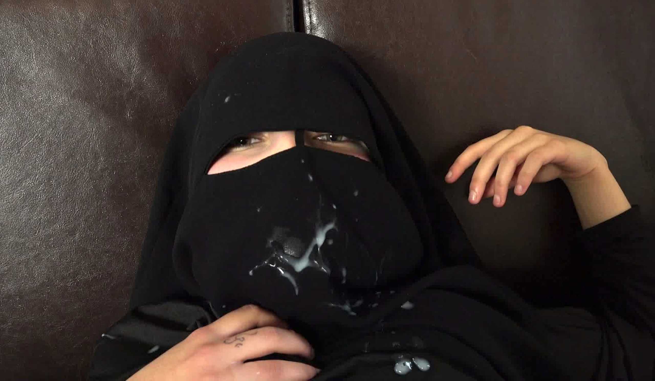 Tetas grandes niqab chica Dick de viaje foto imagen